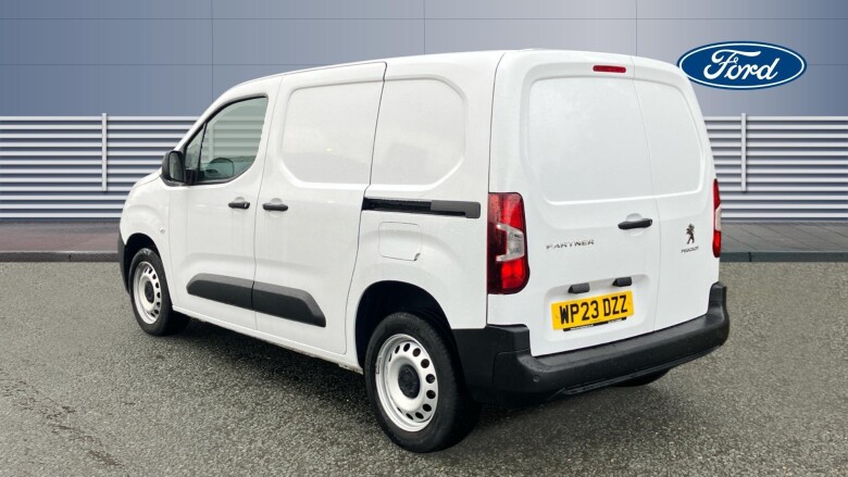 Peugeot Partner Standard Diesel 1000 1.5 BlueHDi 100 Professional Premium + Van